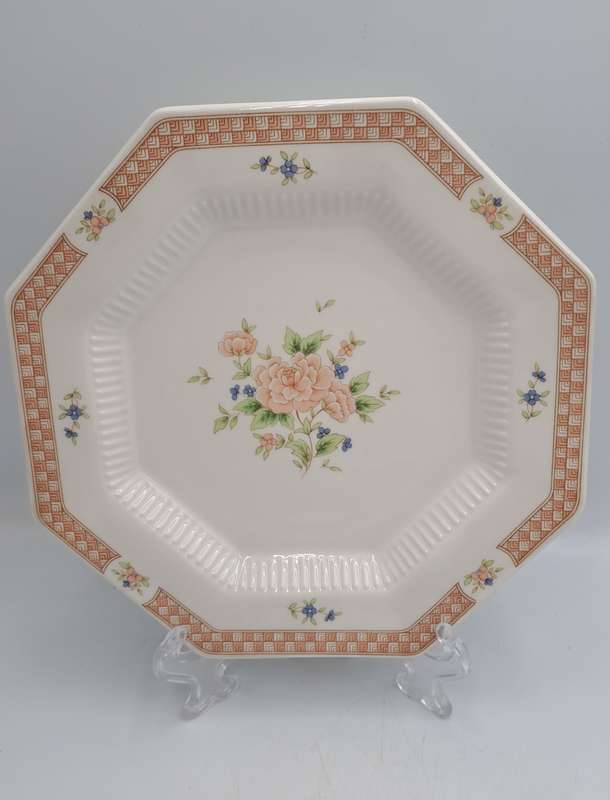 Discontinued NIKKO Cameo Rose Dinner Plate -Classic Collection -Made in Japan (10 Available)