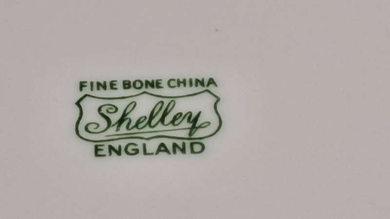 Rare Find Vintage / Antique Pre-1960  Shelley Fine Bone China Cake Plate - England