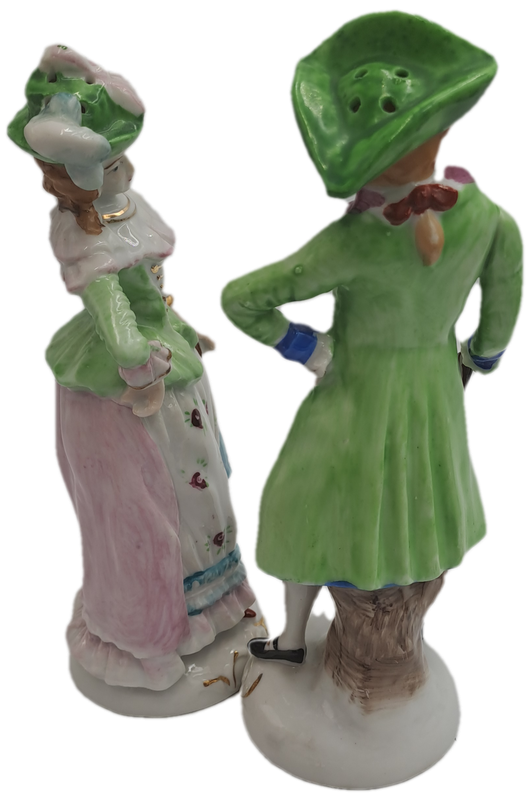 Vintage 1940's Hand Painted Porcelain Colonial Couple Salt & Pepper Shakers -Occupied Japan