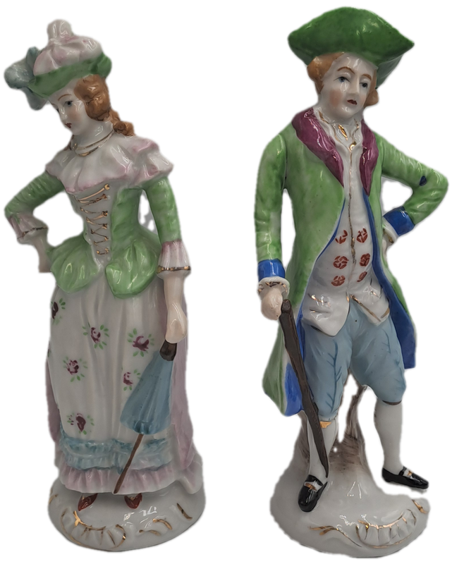 Vintage 1940's Hand Painted Porcelain Colonial Couple Salt & Pepper Shakers -Occupied Japan