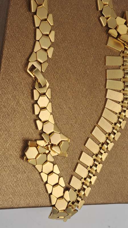 Fashionable Geometric Gold Tone Necklace 46cm