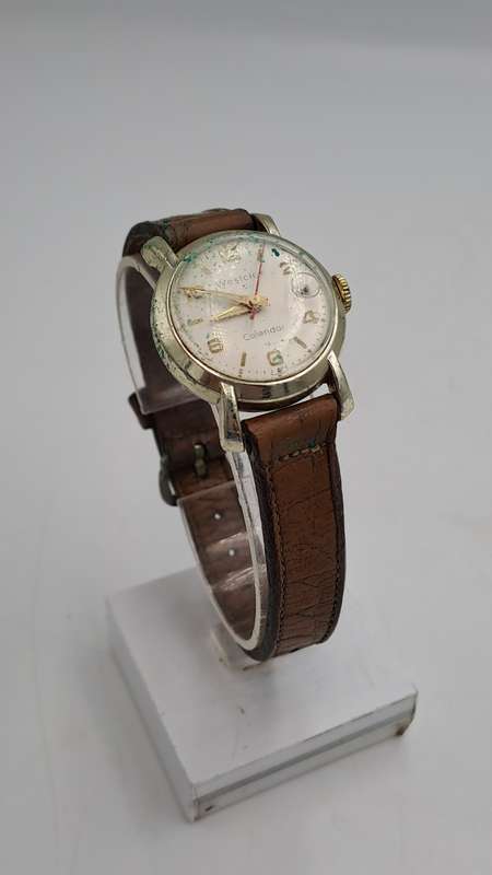 Pre-owned Vintage Ladies Westclox Mechanical watch with Leather strap- Not working