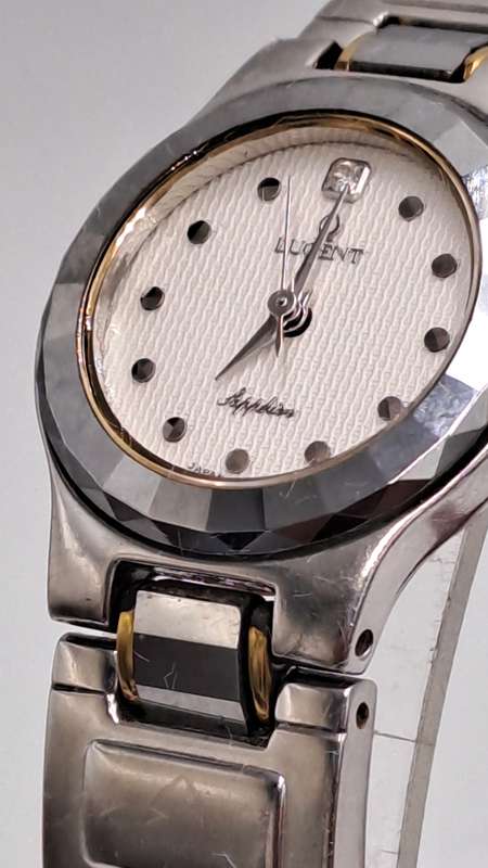 Pre-owned Ladies LUCENT Sapphire Quartz watch in Box -Working- 23kt Gold Plated