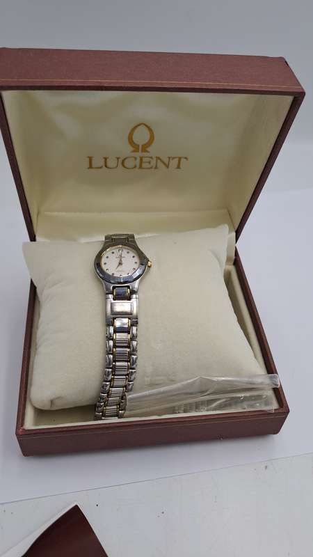 Pre-owned Ladies LUCENT Sapphire Quartz watch in Box -Working- 23kt Gold Plated