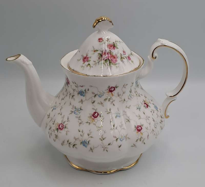Vintage Paragon "First Choice" Tea Pot- Stoke-on-Trent-By Appointment to The Queen