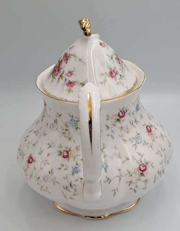 Vintage Paragon "First Choice" Tea Pot- Stoke-on-Trent-By Appointment to The Queen