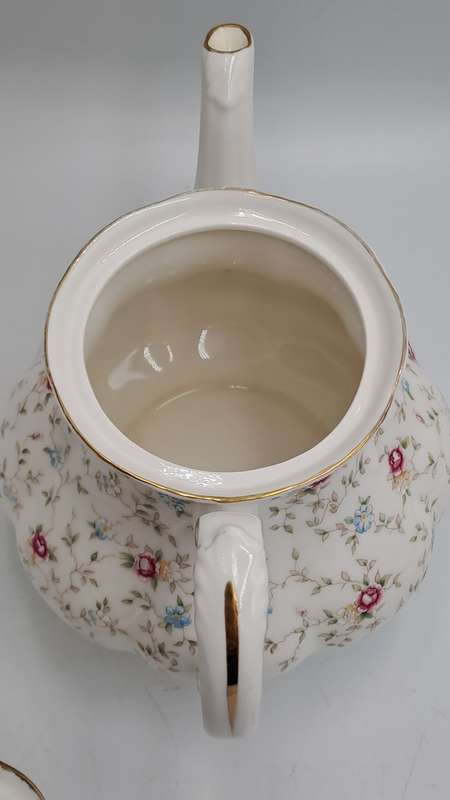 Vintage Paragon "First Choice" Tea Pot- Stoke-on-Trent-By Appointment to The Queen