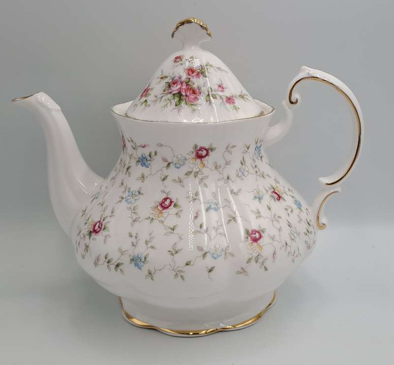 Vintage Paragon "First Choice" Tea Pot- Stoke-on-Trent-By Appointment to The Queen