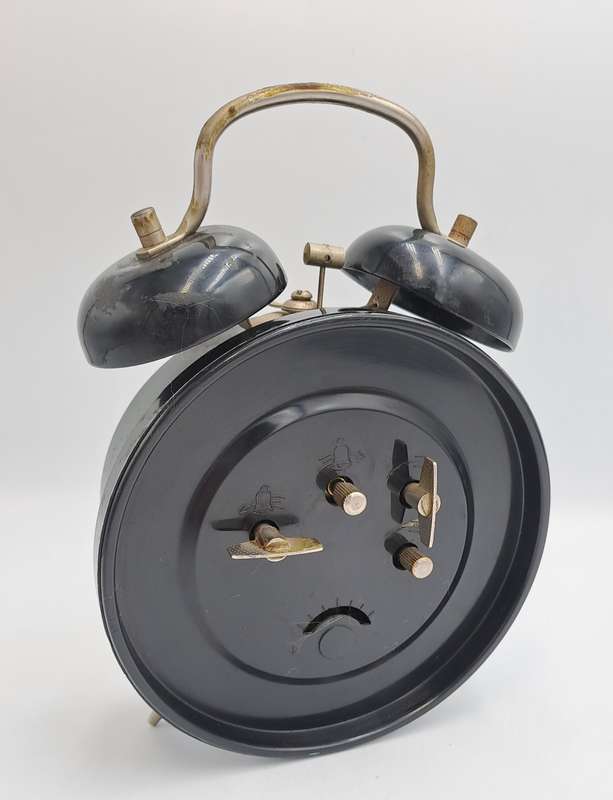 Vintage Alarm Clock -W0RKING- 17cm High x 11xm x 5,5cm