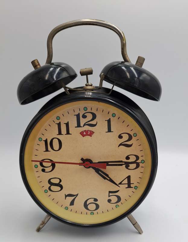 Vintage Alarm Clock -W0RKING- 17cm High x 11xm x 5,5cm