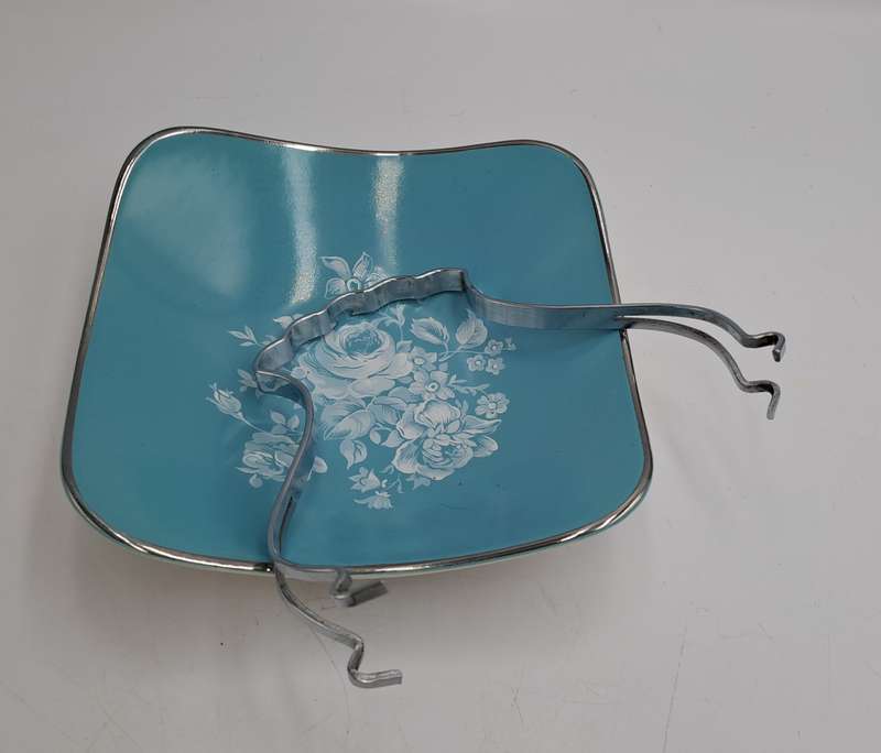 Vintage 1960's Midwinter Stylecraft Bon Bon Dish Staffordshire England. 13,5cm x 15cm x 15cm