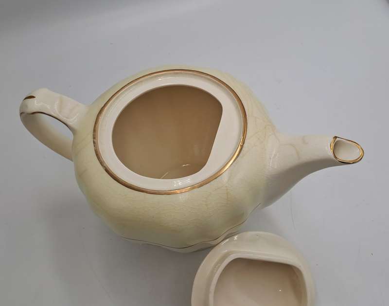 Antique /Vintage J&G Meakin Full size Tea pot Gainsborough Shape