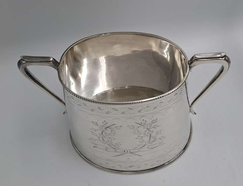 Large Antique Victorian Silver Plated Tea pot and Sugar Pot