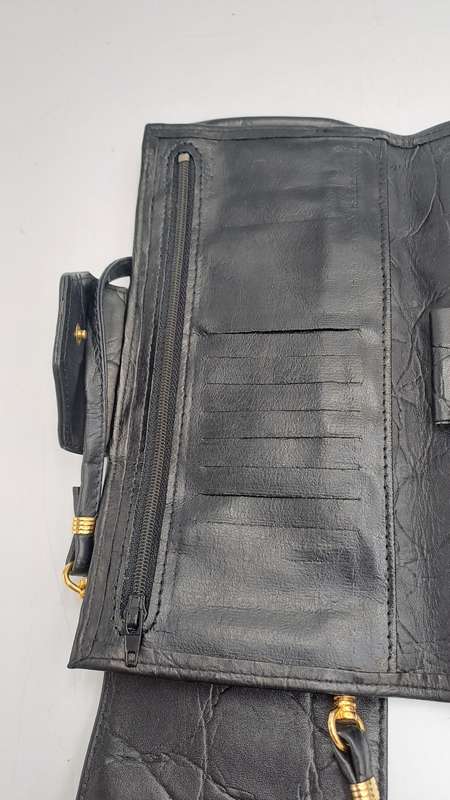 Pre-owned Ladies Genuine Leather Sling Cell Phone Purse  -Black-Made in RSA