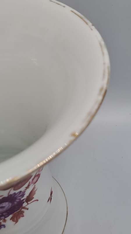 Vintage Porcelain Rosenthale Selb-Bavaria Floral Vase 180x167x110mm (Gold on rim faded )
