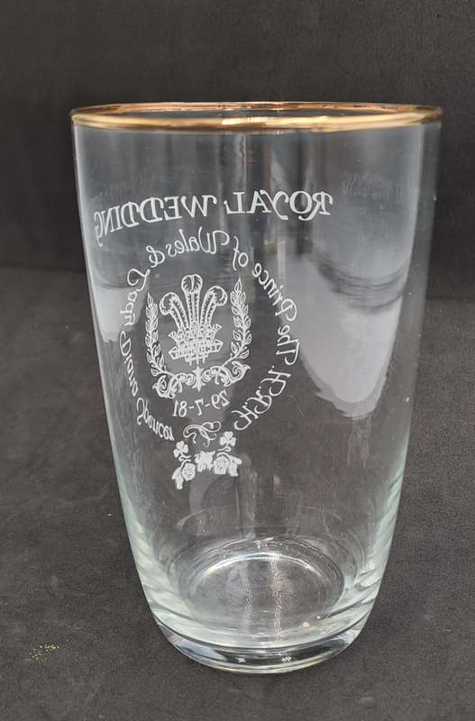 29-07-1981 Royal Wedding Charles and Diana commemorative Glass 120x72mm