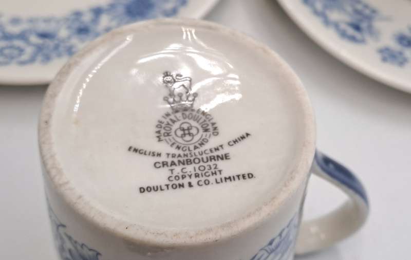 Vintage 16pc Royal Doulton CRANBOURNE T.C.1032 English Translucent China Cups and saucers