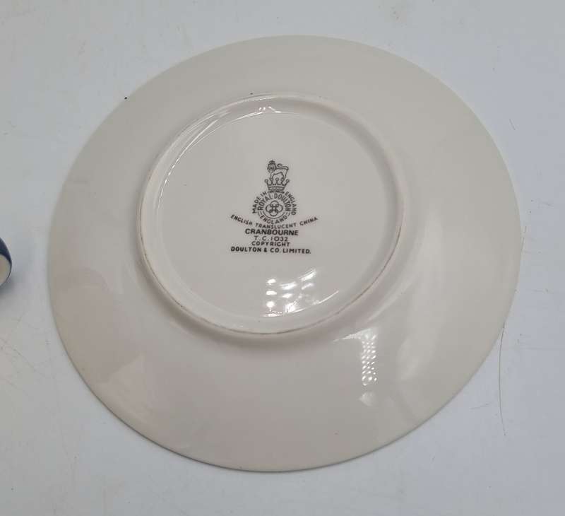 Vintage 16pc Royal Doulton CRANBOURNE T.C.1032 English Translucent China Cups and saucers