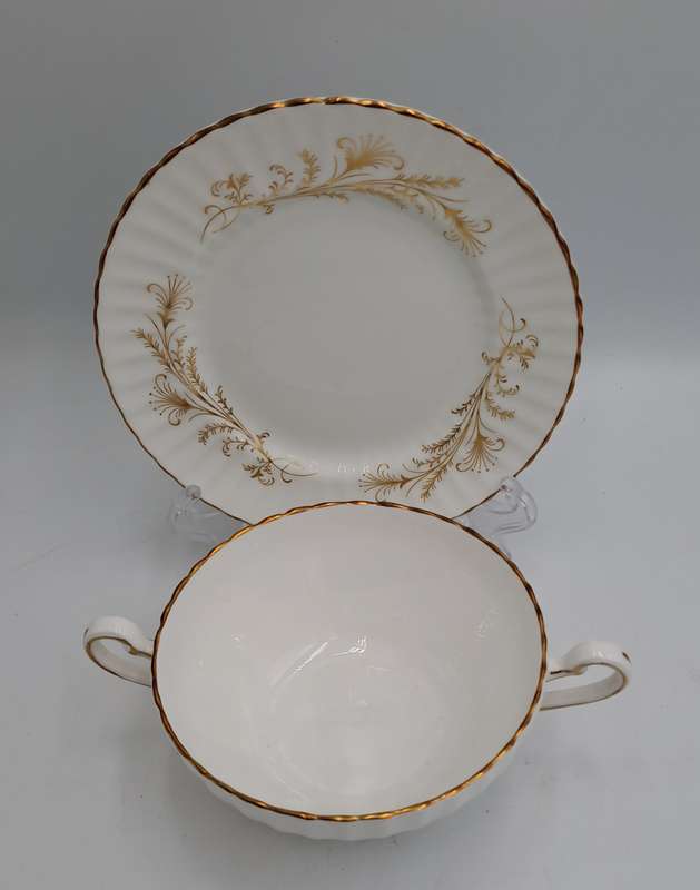 Vintage Paragon Lafayette Soup cup and plate- By appoint. to the Queen- CUP EAR REPAIRED