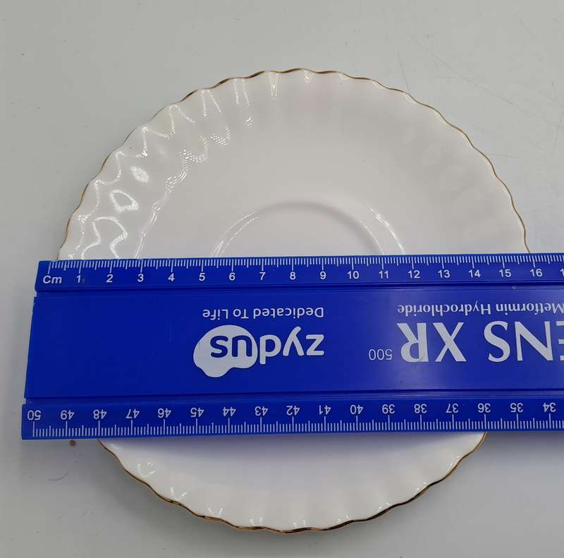 Replacement : Vintage Royal Albert Val D`or -Large Saucer- 15,8cm (soup cup Saucer)