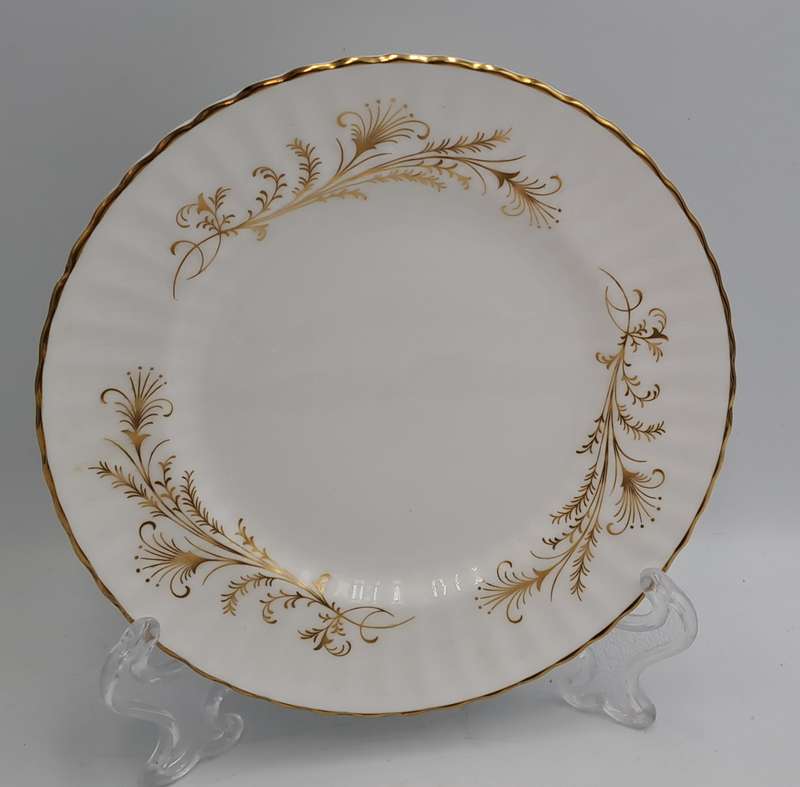 Vintage Paragon Lafayette Soup cup and plate- By appoint. to the Queen- CUP has hairline Crack