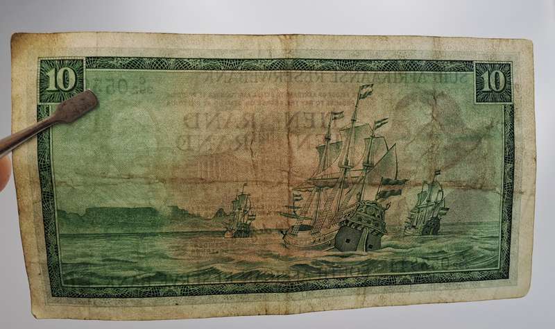 1975-1976 Ten Rand Note -T.W. de Jongh, Watermark van Riebeeck-Afrikaans-English -C/392 053944