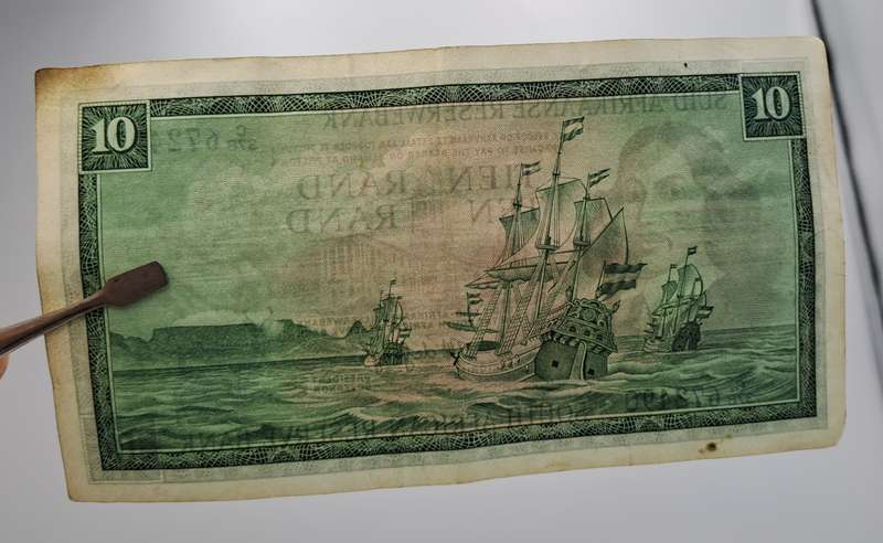 1975-1976 Ten Rand Note -T.W. de Jongh, Watermark van Riebeeck-Afrikaans-English -C/378 672490