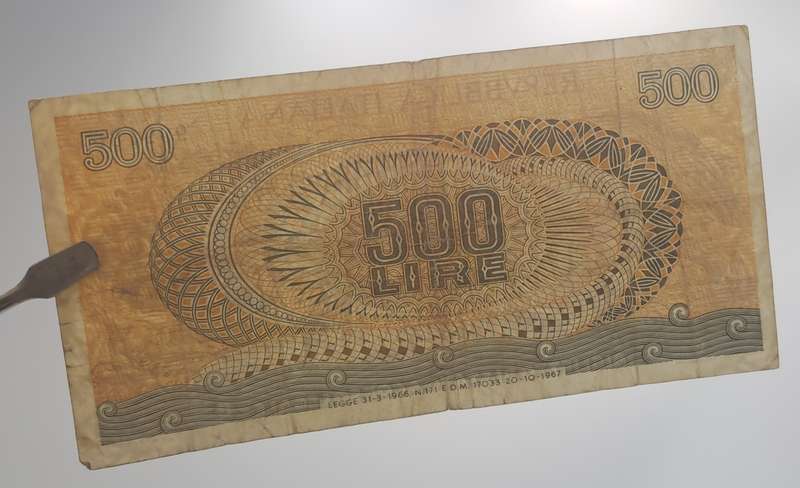 20 Oct 1967- Italy 500 Lire Bank Note -Circulated