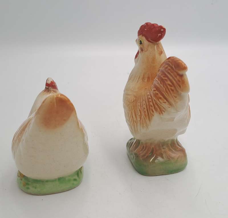 Vintage 1940's Occupied Japan Rooster and Hen Salt and Pepper Shaker set