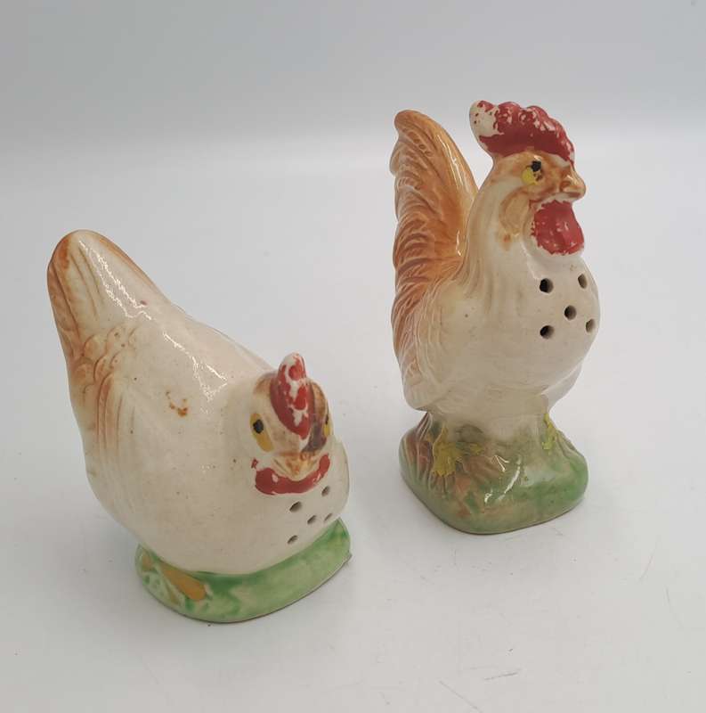 Vintage 1940's Occupied Japan Rooster and Hen Salt and Pepper Shaker set