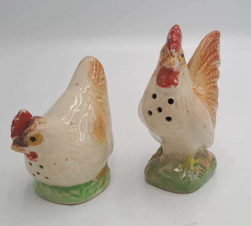 Vintage 1940's Occupied Japan Rooster and Hen Salt and Pepper Shaker set