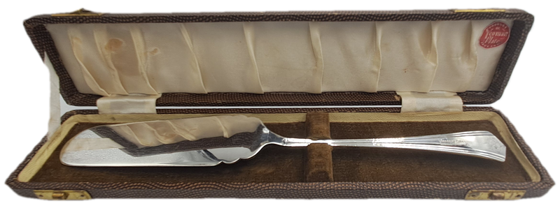 Large Antique Yeoman EPNS Silver Plate server Sheffield England -Boxed