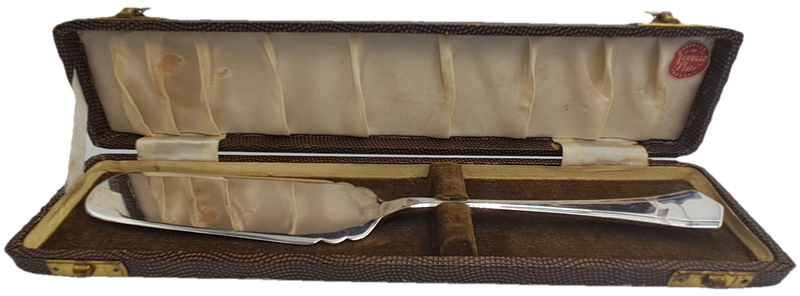 Large Antique Yeoman EPNS Silver Plate server Sheffield England -Boxed