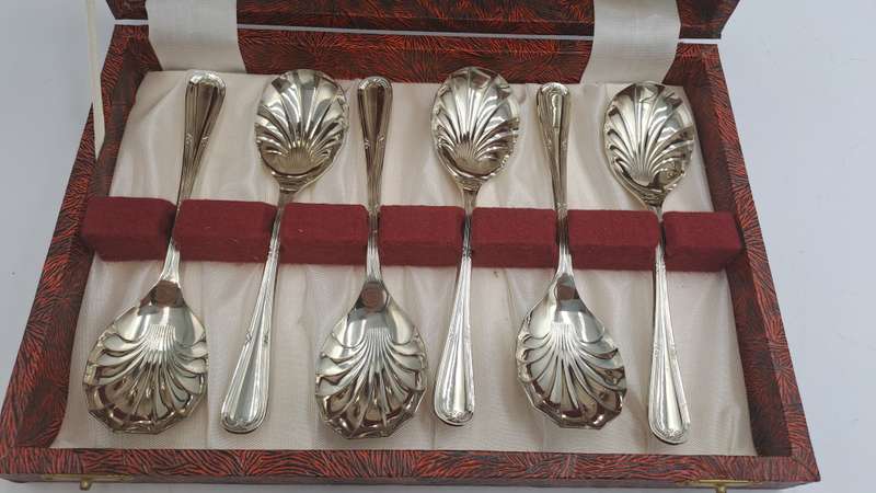 7pc Antique "Sipelia"Rustless Silver Plated Desert Spoon set - Sheffield England-Boxed