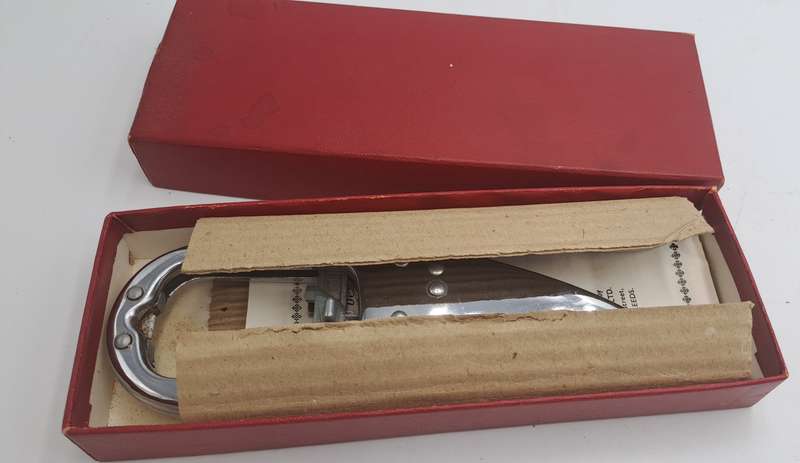 Vintage 1960 Three-in-One CRACKERJACK Nut-Ice-Crab-Lobster cracker -Made in England -Boxed -Unused