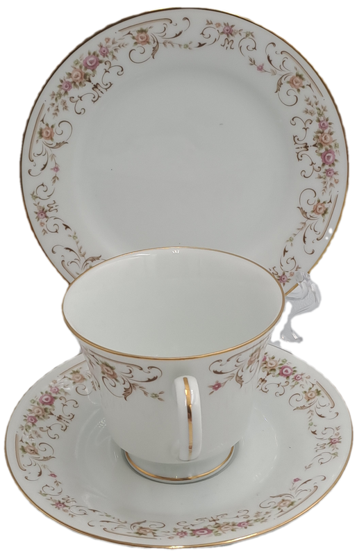 23 pc Vintage RC Japan Noritake "Roseyard" 470 -Tea set(6 Trios ,teapot creamer and Sugar bowl)