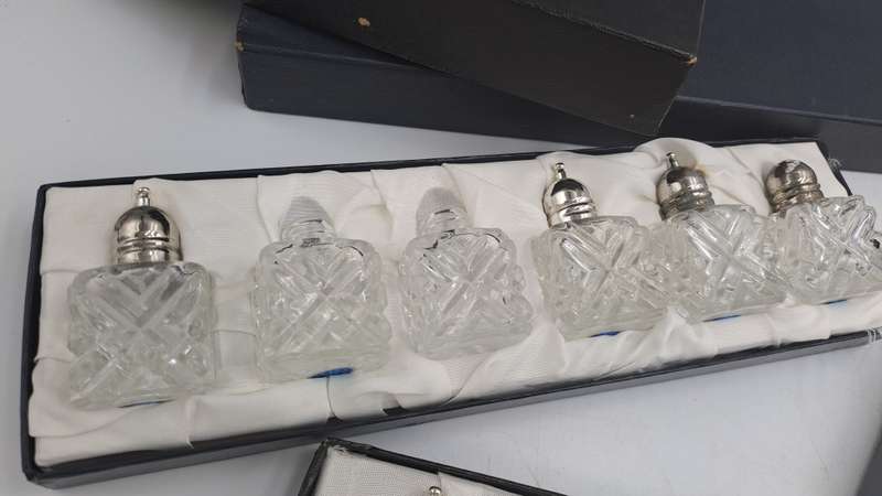 22 pc Glass Salt and Pepper Shakers -Made in Japan -Boxed -USED SEE CONDITION
