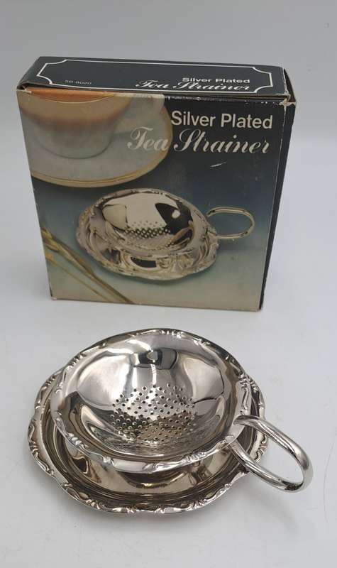 Silver Plated Tea Strainer with tray -Boxed -11cm tall
