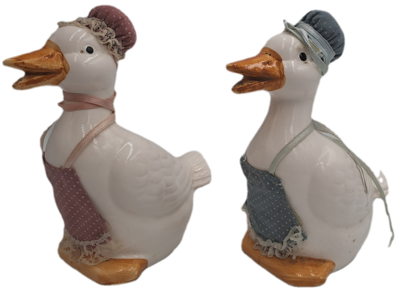 Vintage Ceramic Duck's Salt and Pepper Shaker set