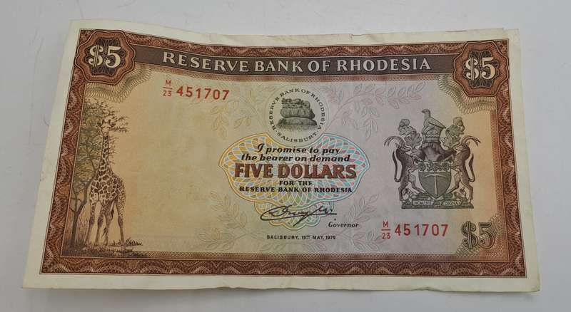 Rhodesia 1979 5 Dollars Circulated - Bird Watermark