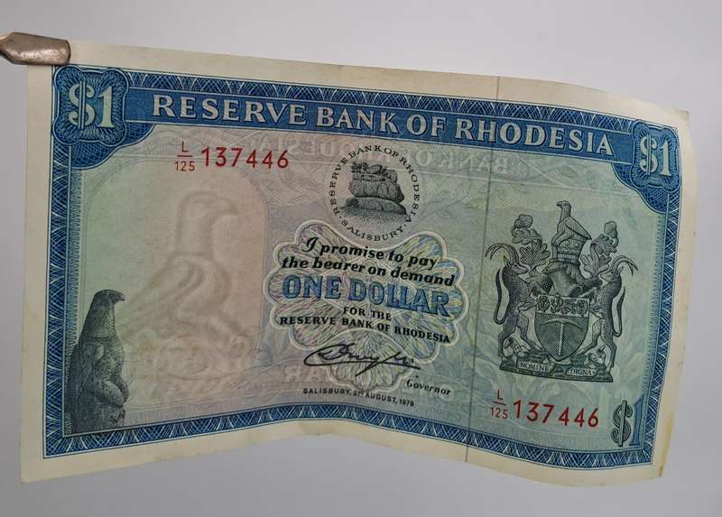 Rhodesia 1979 1 Dollars Circulated - Bird Watermark