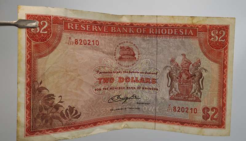 Rhodesia 1979 2 Dollars Circulated - Bird Watermark