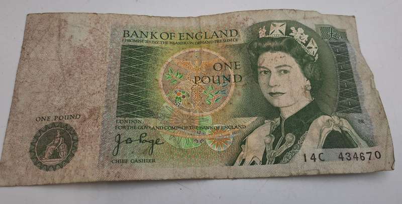 1978-1984  England  1 Pound - Elizabeth II Sir Isaac Newton