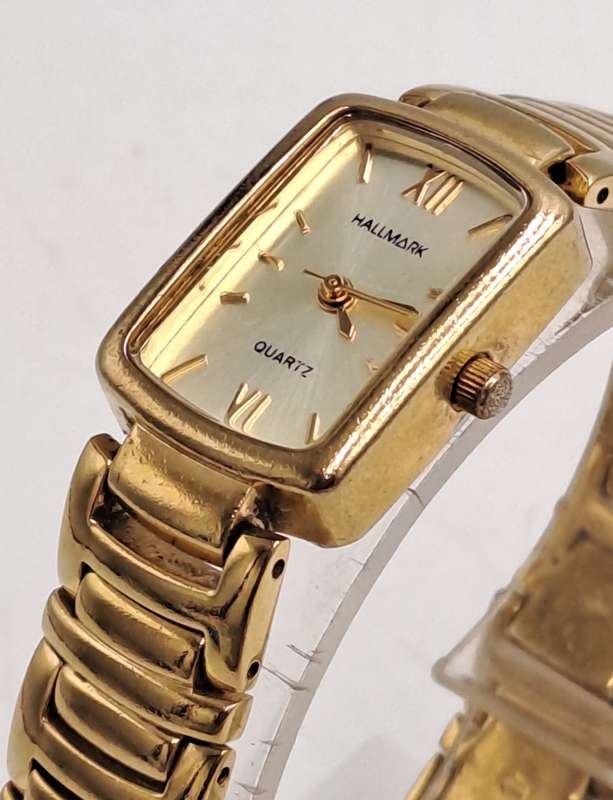 Hallmark Quartz HA 316C Watch