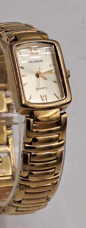 Hallmark Quartz HA 316C Watch