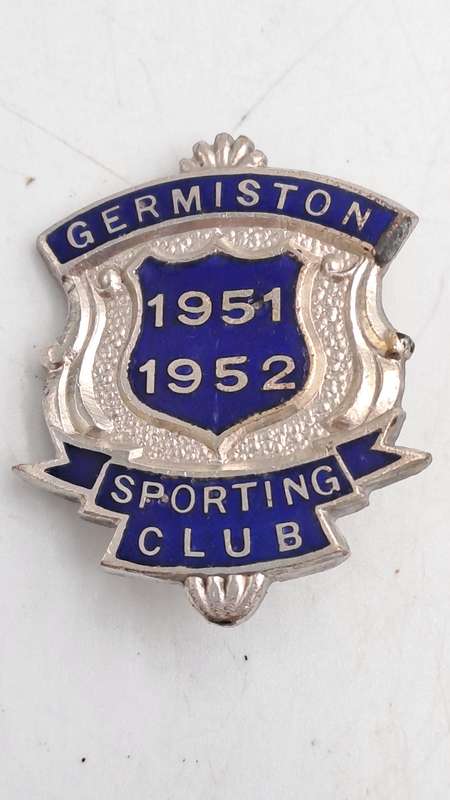 Vintage 1951-1952 Germiston Sporting Club No 35-enamel Medal-White metal