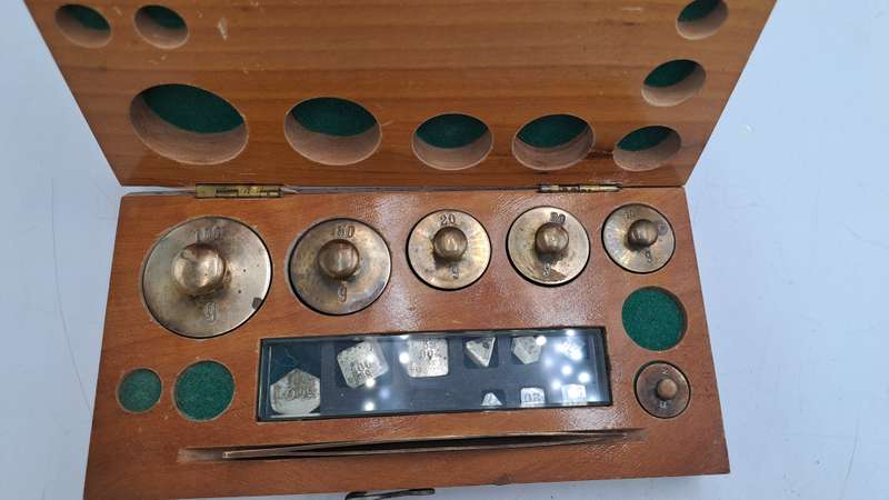 Antique 1903-1917 Boxed Set of Jewellers Apothecary Scales Weights -Macdonald,Adams & Co.Ltd-J.H.B