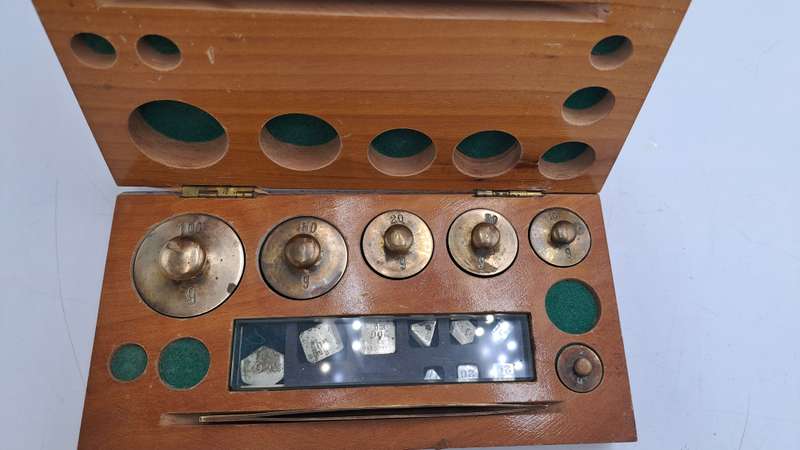 Antique 1903-1917 Boxed Set of Jewellers Apothecary Scales Weights -Macdonald,Adams & Co.Ltd-J.H.B