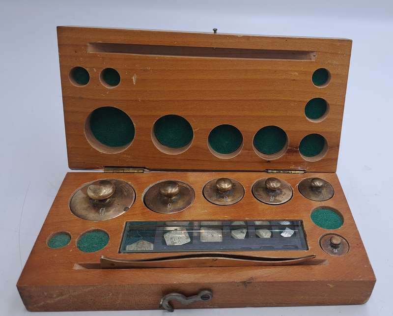 Antique 1903-1917 Boxed Set of Jewellers Apothecary Scales Weights -Macdonald,Adams & Co.Ltd-J.H.B