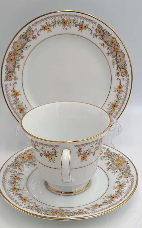 Vintage 1975-1982 Contemporary Noritake Tea Trio CLARA 2687 Fine China-Sri-Lanka (6 available)